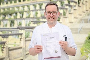 Chefarzt Dr. med. Manuel Anhold, MaHM, M.A.
